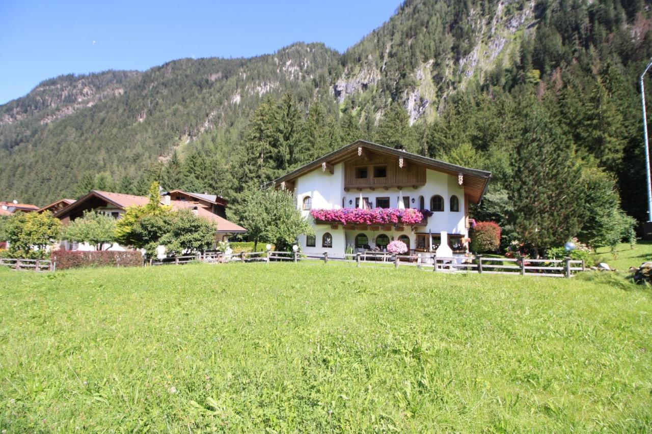Aparthotel Vronis Waldhaus Mayrhofen Exterior foto