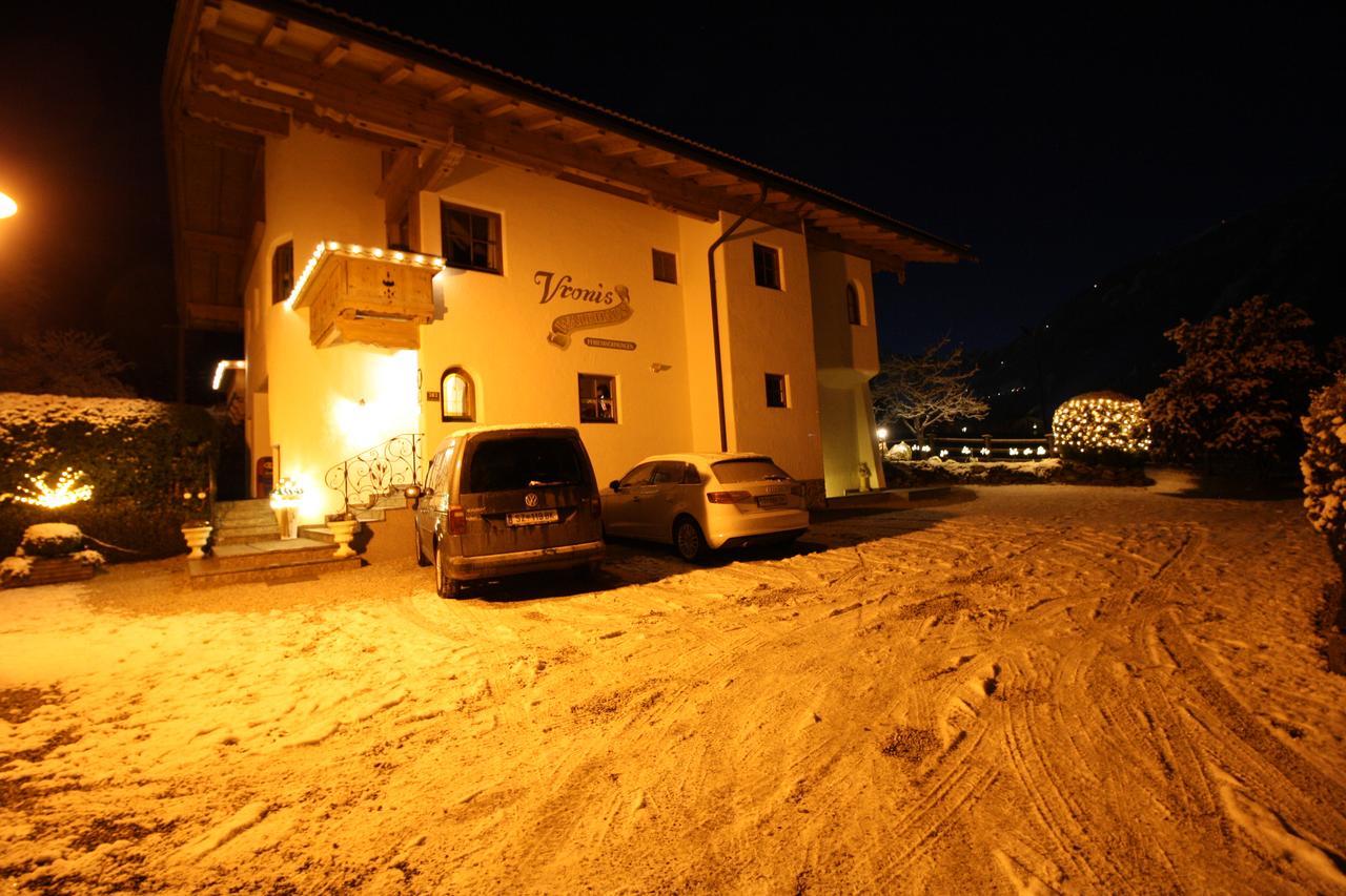 Aparthotel Vronis Waldhaus Mayrhofen Exterior foto